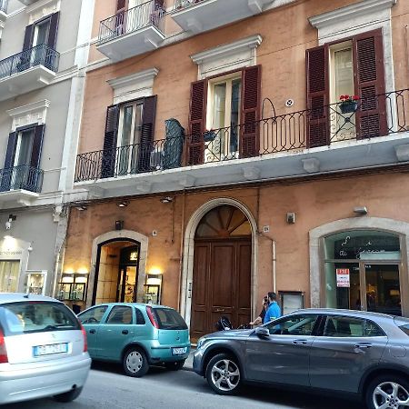 Appartement Dante Alighieri House à Bari Extérieur photo