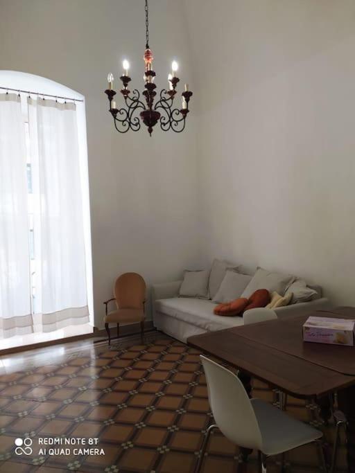 Appartement Dante Alighieri House à Bari Extérieur photo