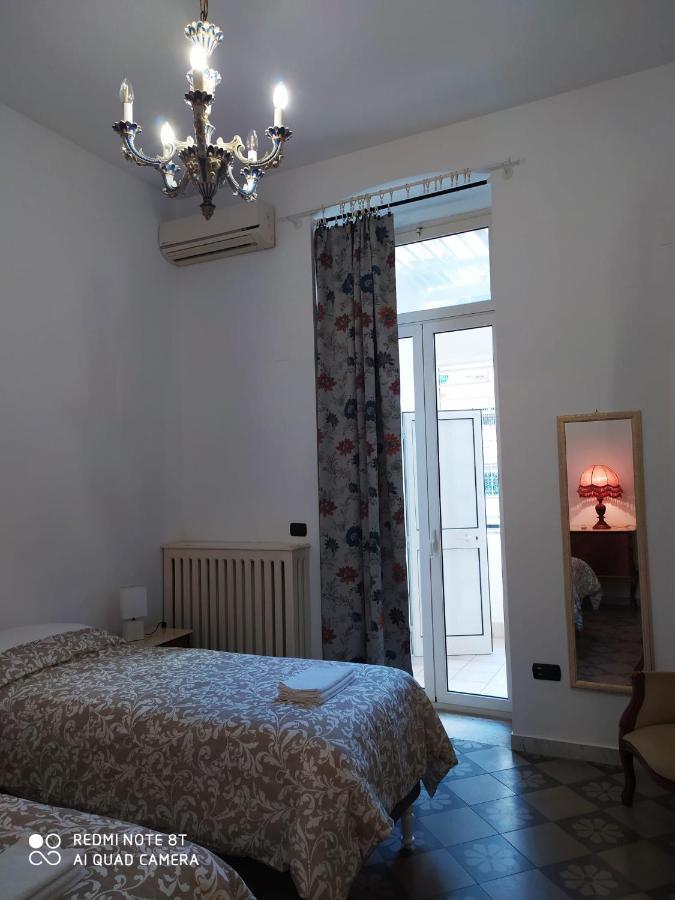 Appartement Dante Alighieri House à Bari Extérieur photo
